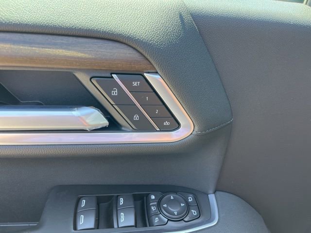 New 2026 Chevrolet Silverado 2500 High Country w/ Technology Package AWD/4WD image 17