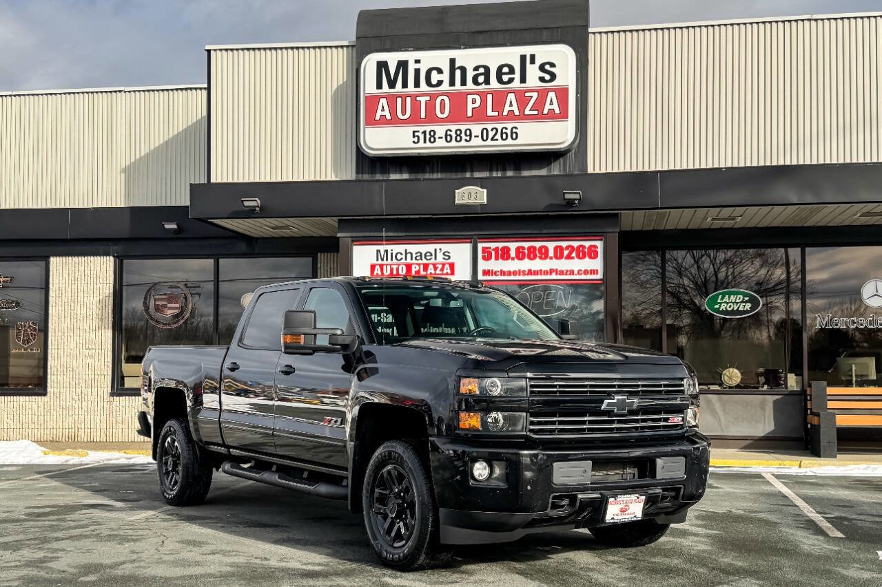 Used 2016 Chevrolet Silverado 2500 LT w/ Midnight Edition image 2