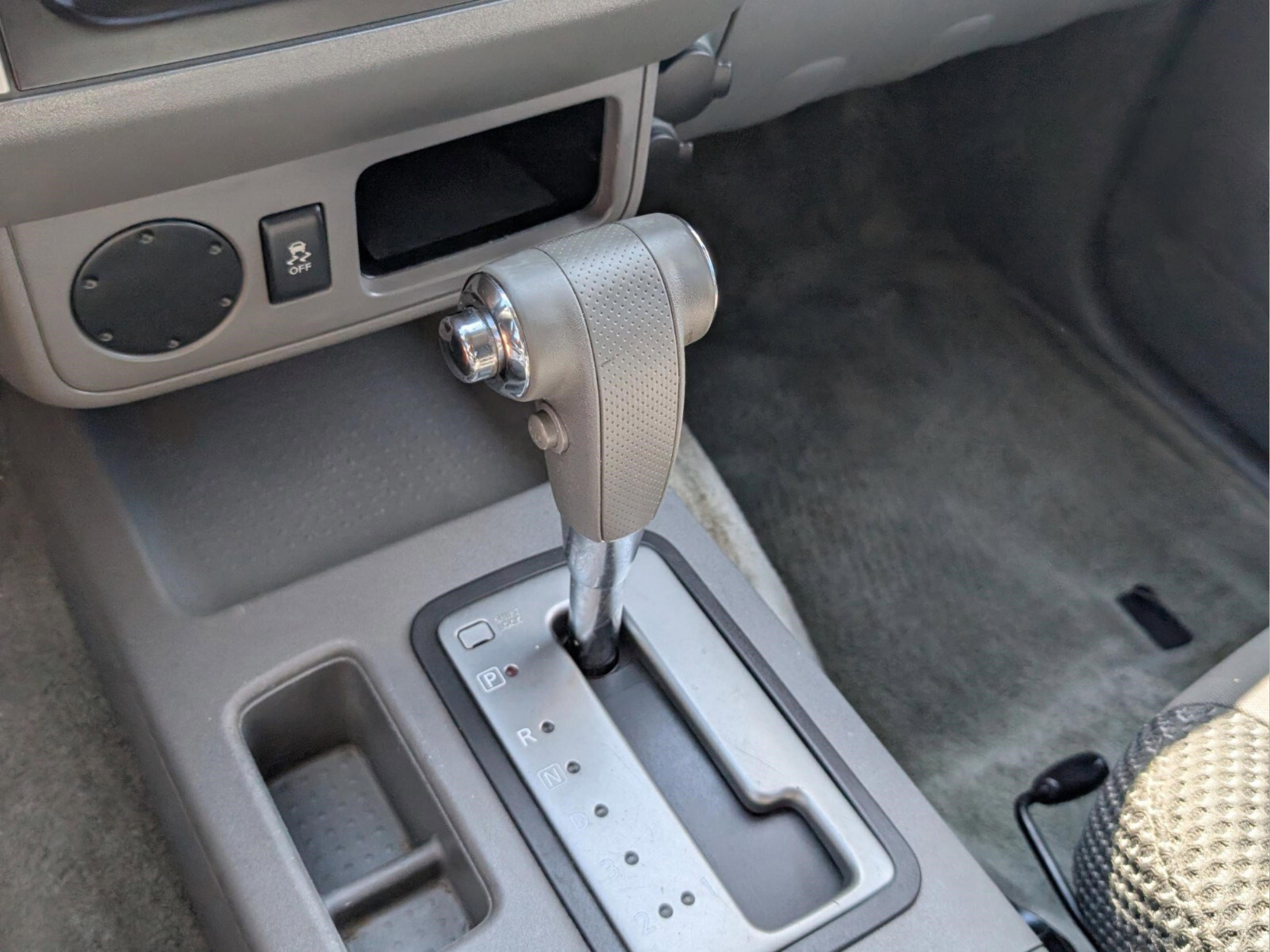 Used 2013 Nissan Frontier Desert Runner image 35