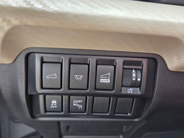 Used 2021 Subaru Ascent Premium w/ Convenience Package image 23