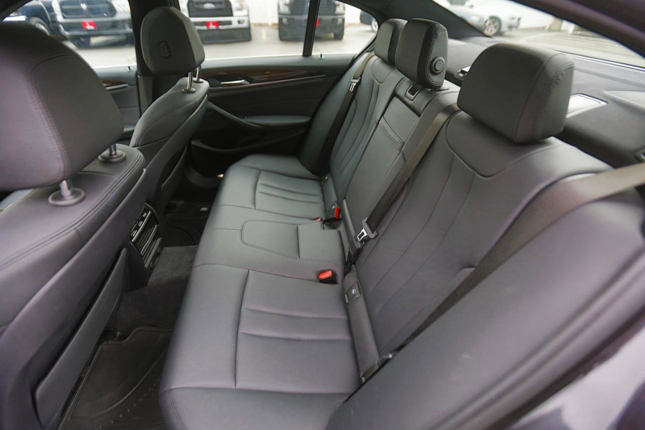 Used 2019 BMW 530i xDrive w/ Convenience Package image 10