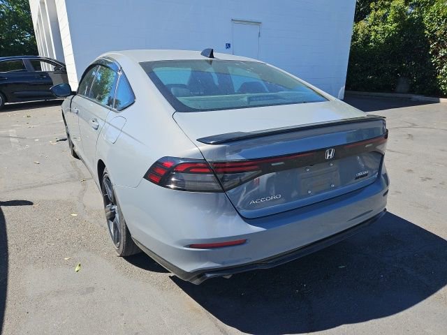Used 2024 Honda Accord Sport image 2