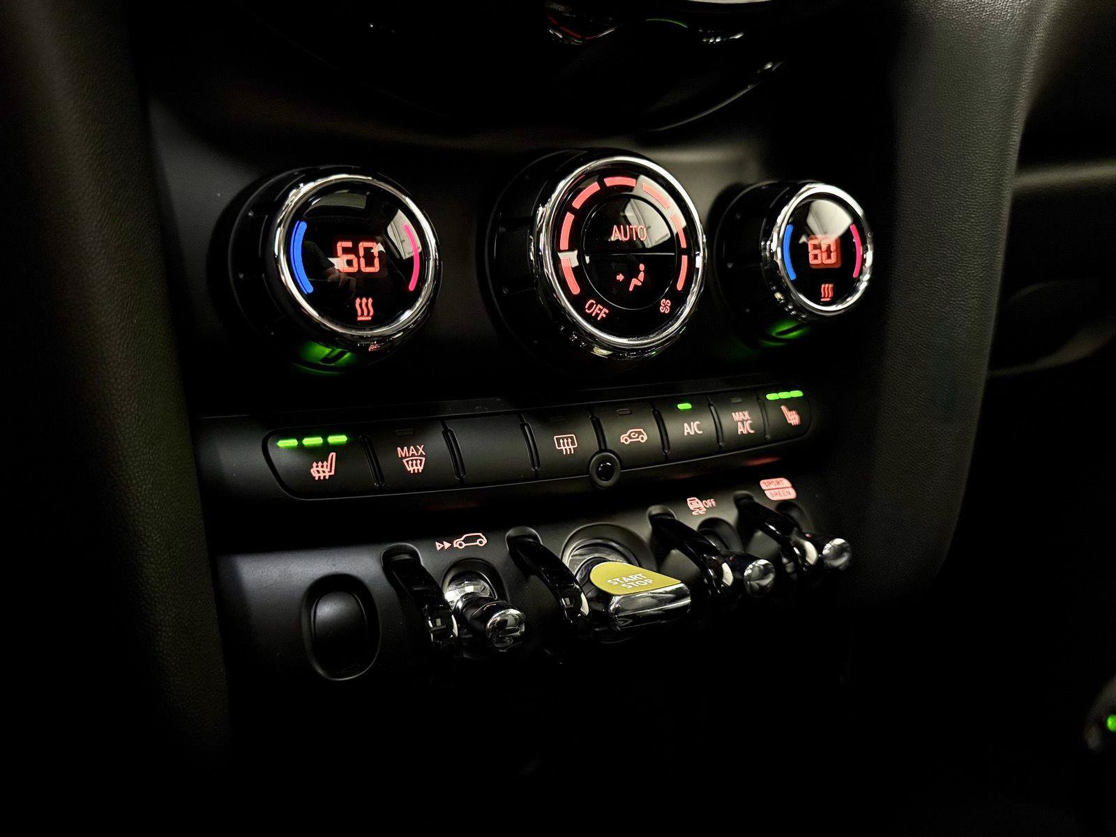 Used 2024 MINI Cooper SE FWD image 27