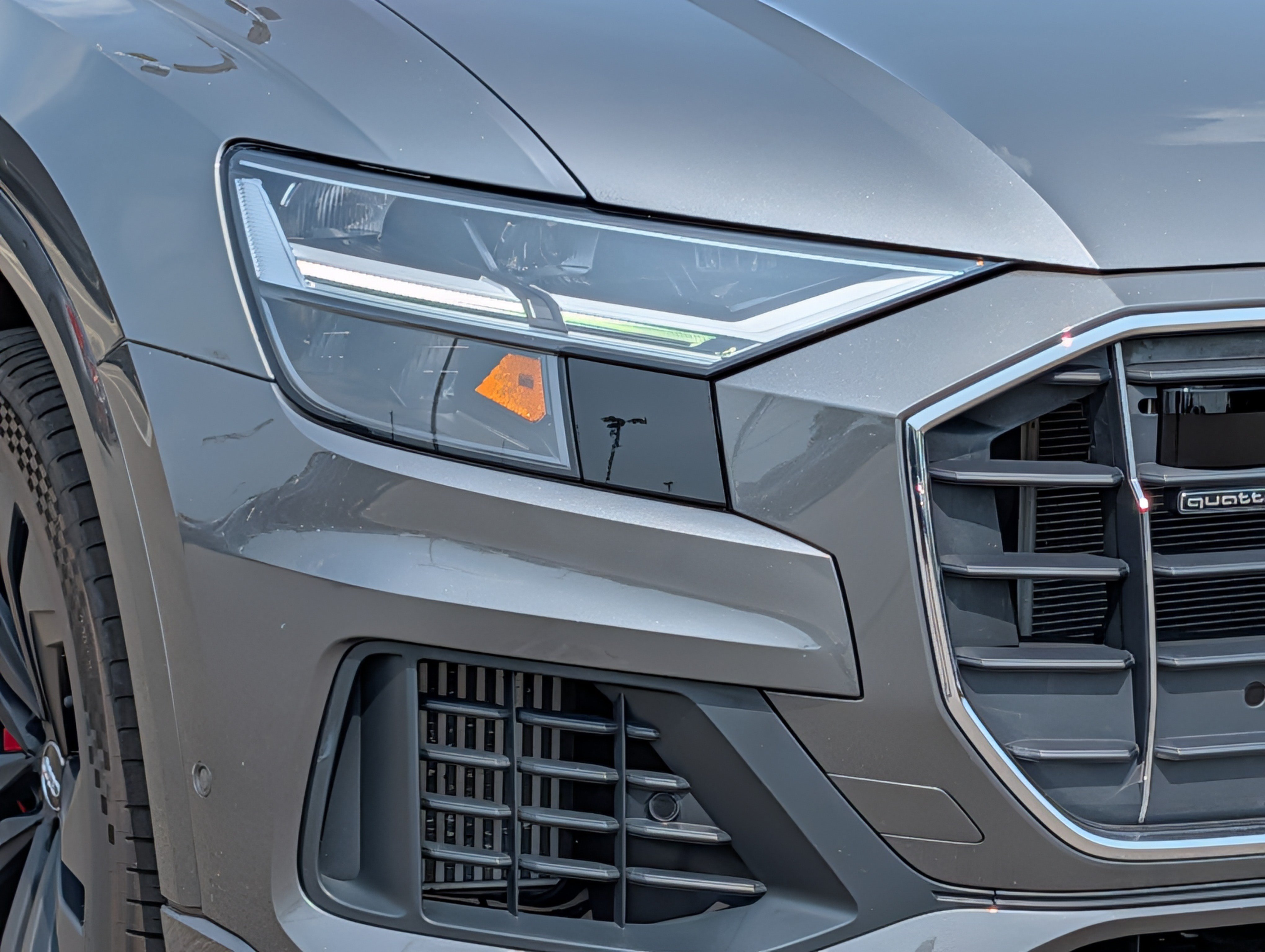 Used 2019 Audi Q8 Premium Plus w/ Premium Plus AWD/4WD image 9