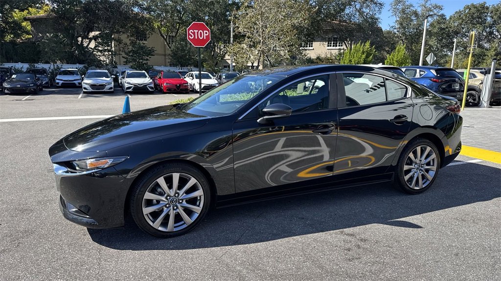 Used 2020 MAZDA MAZDA3 Sedan w/ Preferred Package image 11