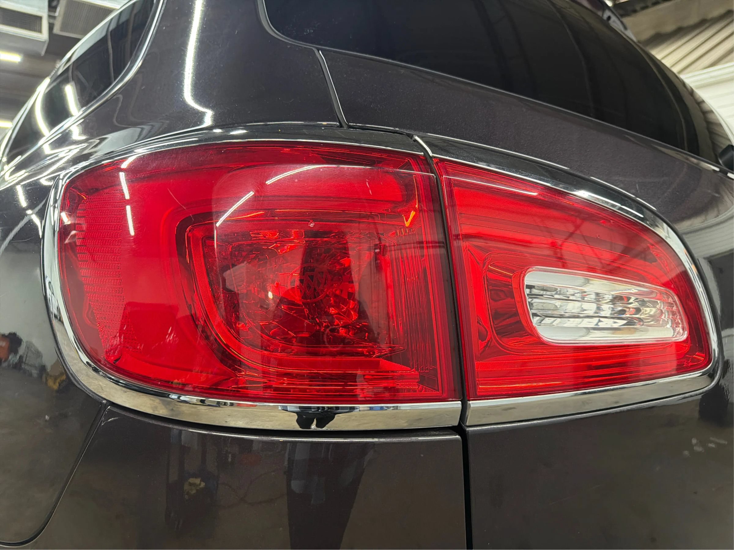 Used 2015 Buick Enclave Leather w/ Trailering Package FWD image 42