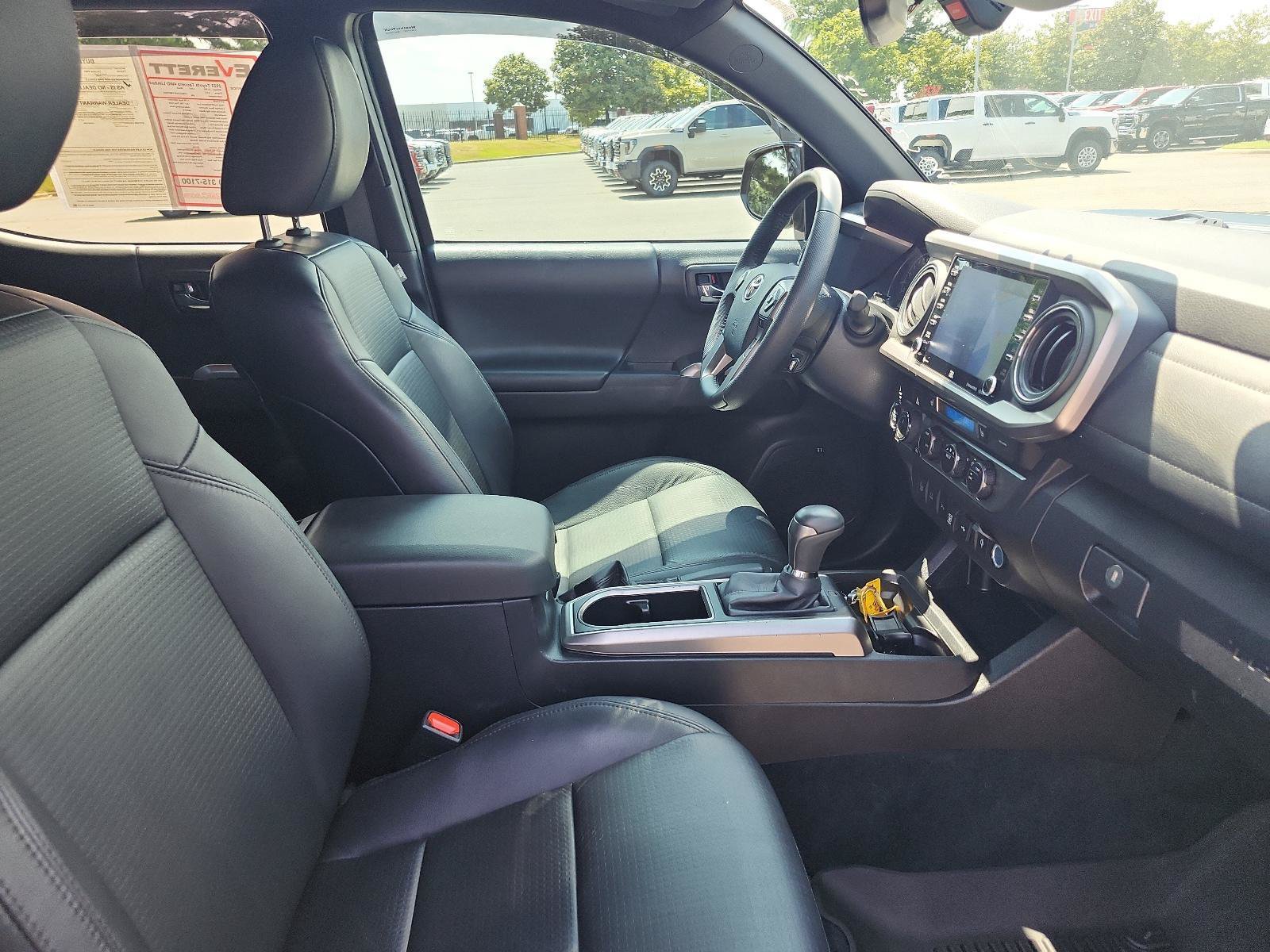 Used 2023 Toyota Tacoma Limited w/ Nightshade Package AWD/4WD image 11
