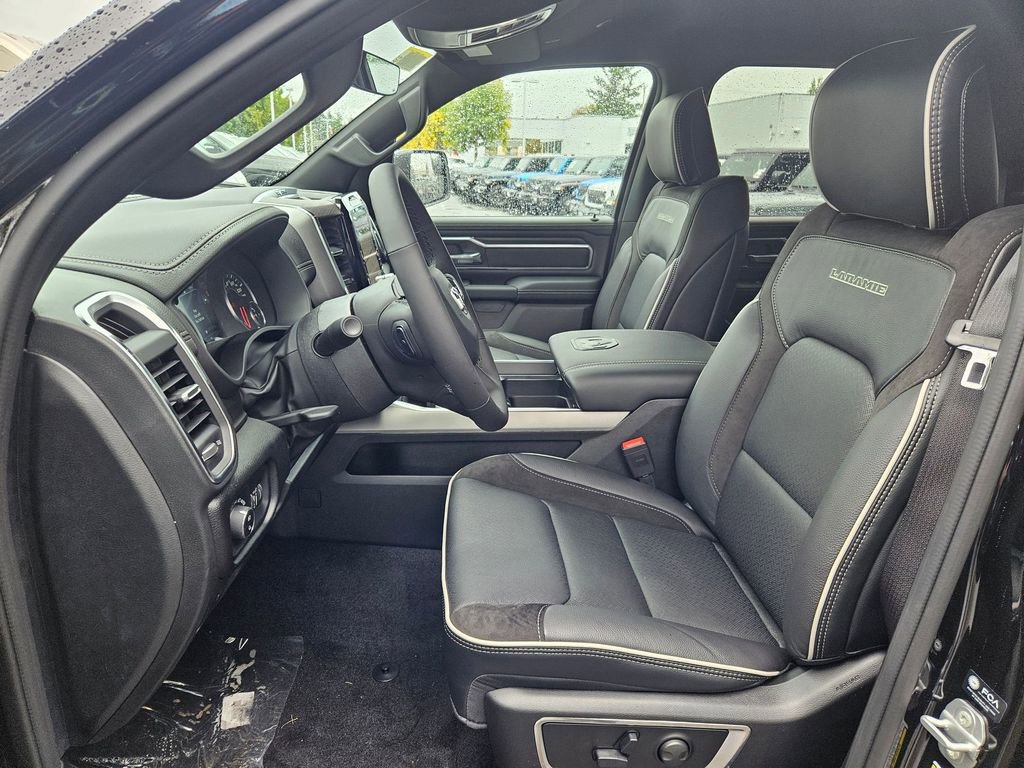 New 2026 RAM 1500 Laramie AWD/4WD image 12