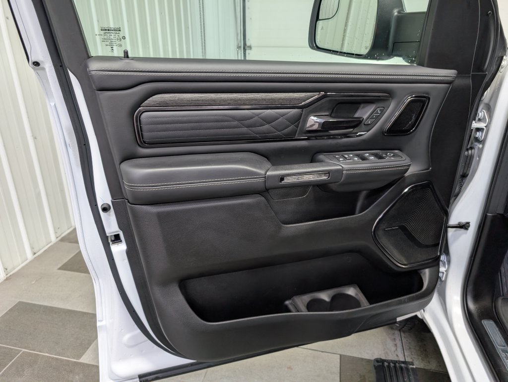 Used 2026 RAM 1500 Limited AWD/4WD image 14