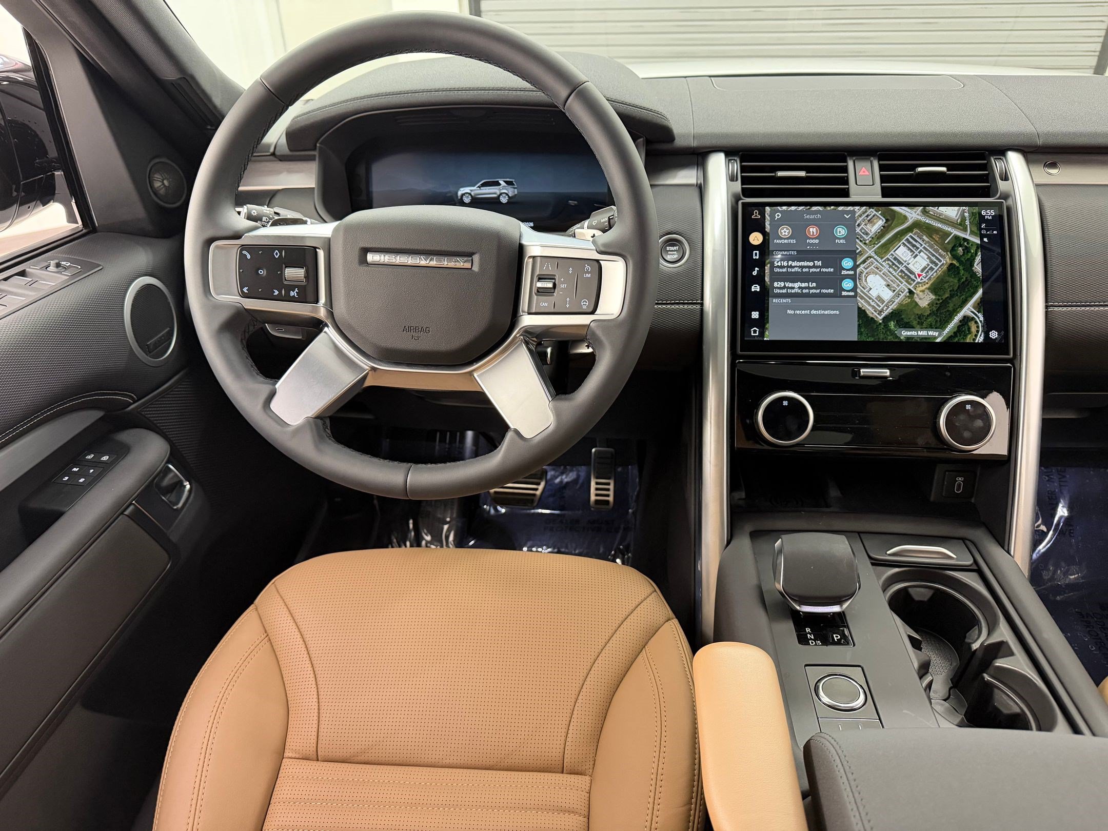New 2026 Land Rover Discovery Limited Edition AWD/4WD image 4