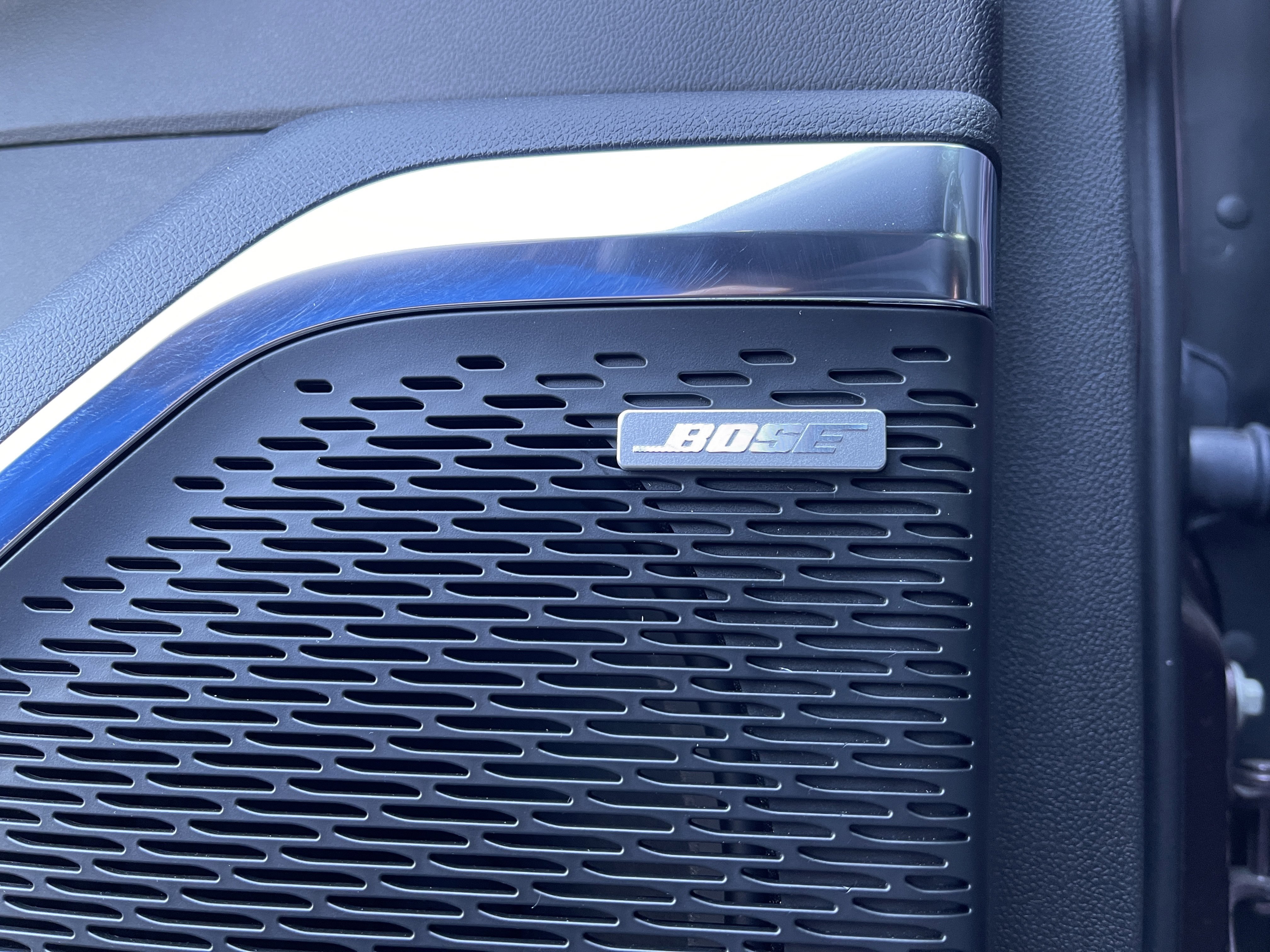 Used 2025 Chevrolet Traverse RS w/ LPO, Floor Liner Package image 16