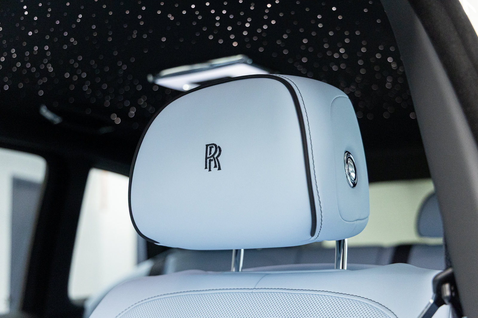 New 2026 Rolls-Royce Cullinan AWD/4WD image 36