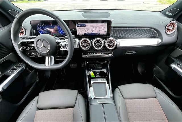 Certified 2025 Mercedes-Benz EQB 250+ image 7