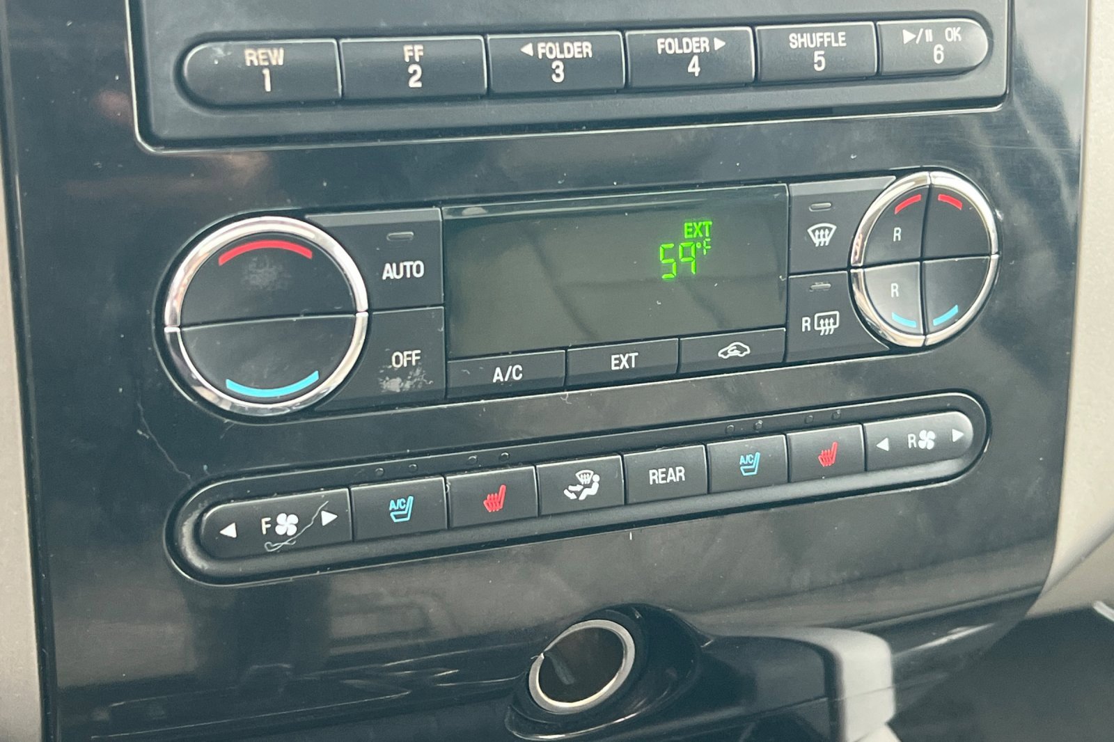 Used 2013 Ford Expedition EL Limited image 18