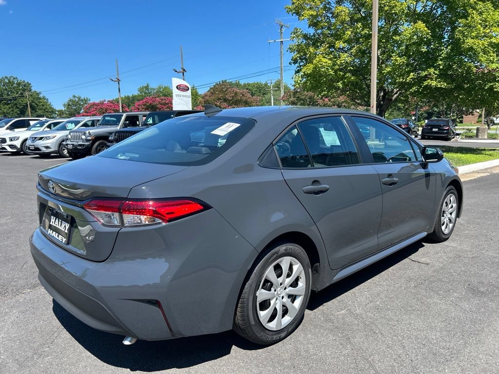 Used 2026 Toyota Corolla LE FWD image 3