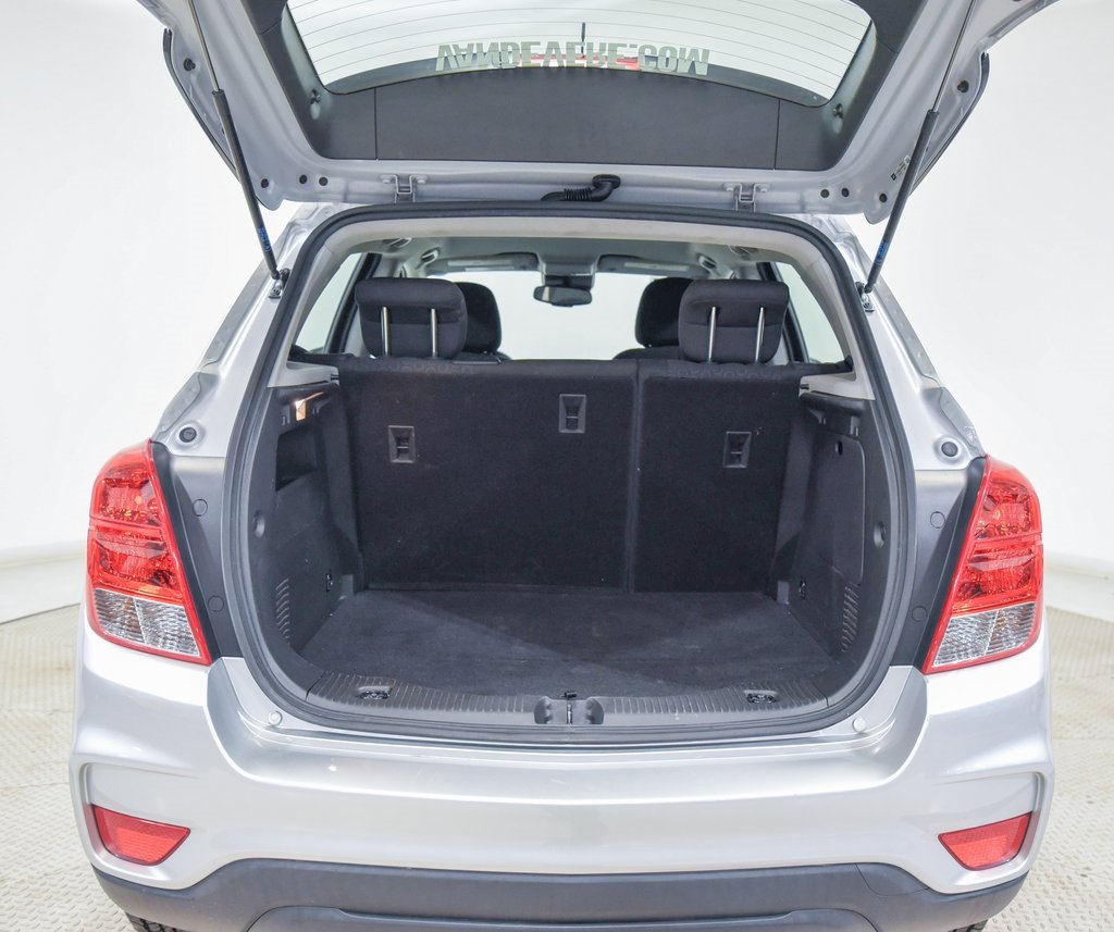 Used 2021 Chevrolet Trax LS image 14