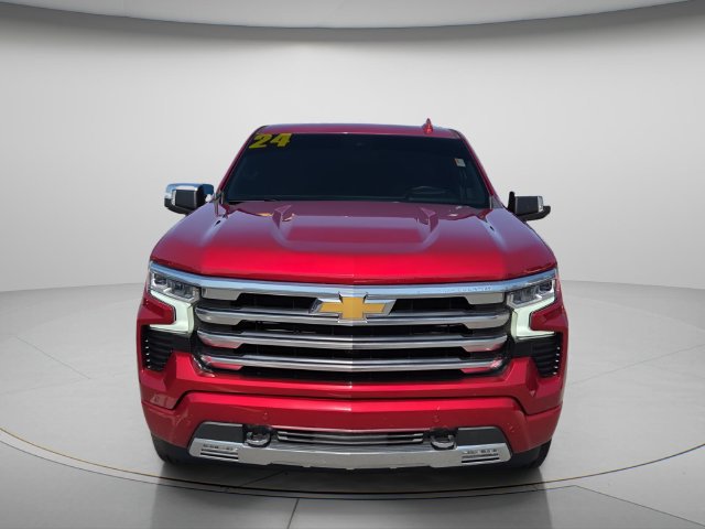 Used 2024 Chevrolet Silverado 1500 High Country w/ Technology Package AWD/4WD image 4