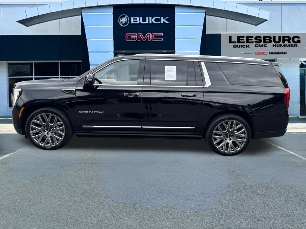 Used 2025 GMC Yukon XL Denali Ultimate AWD/4WD image 4