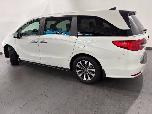 Used 2024 Honda Odyssey EX-L image 3