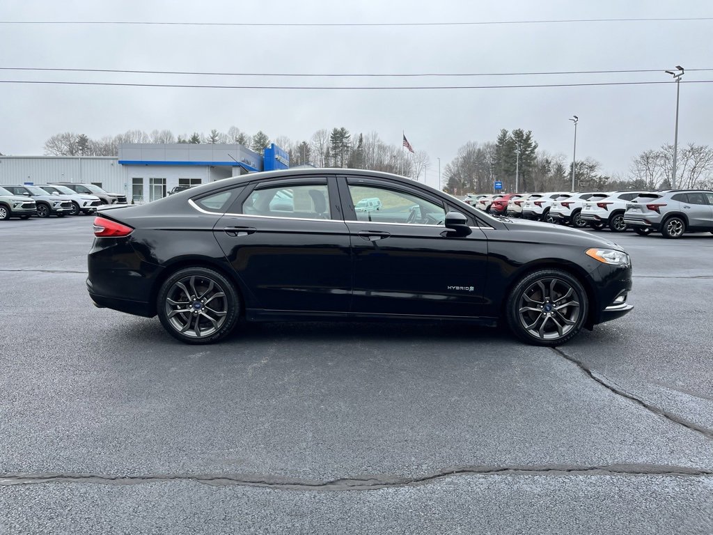 Used 2018 Ford Fusion SE w/ Equipment Group 601A image 18