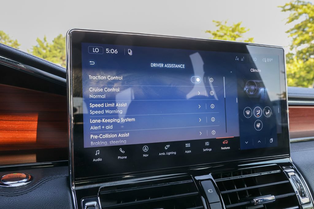 Used 2024 Lincoln Navigator Reserve AWD/4WD image 21