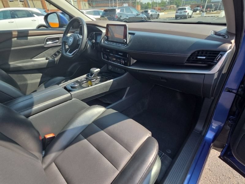 Used 2021 Nissan Rogue SV w/ Premium Package AWD/4WD image 14