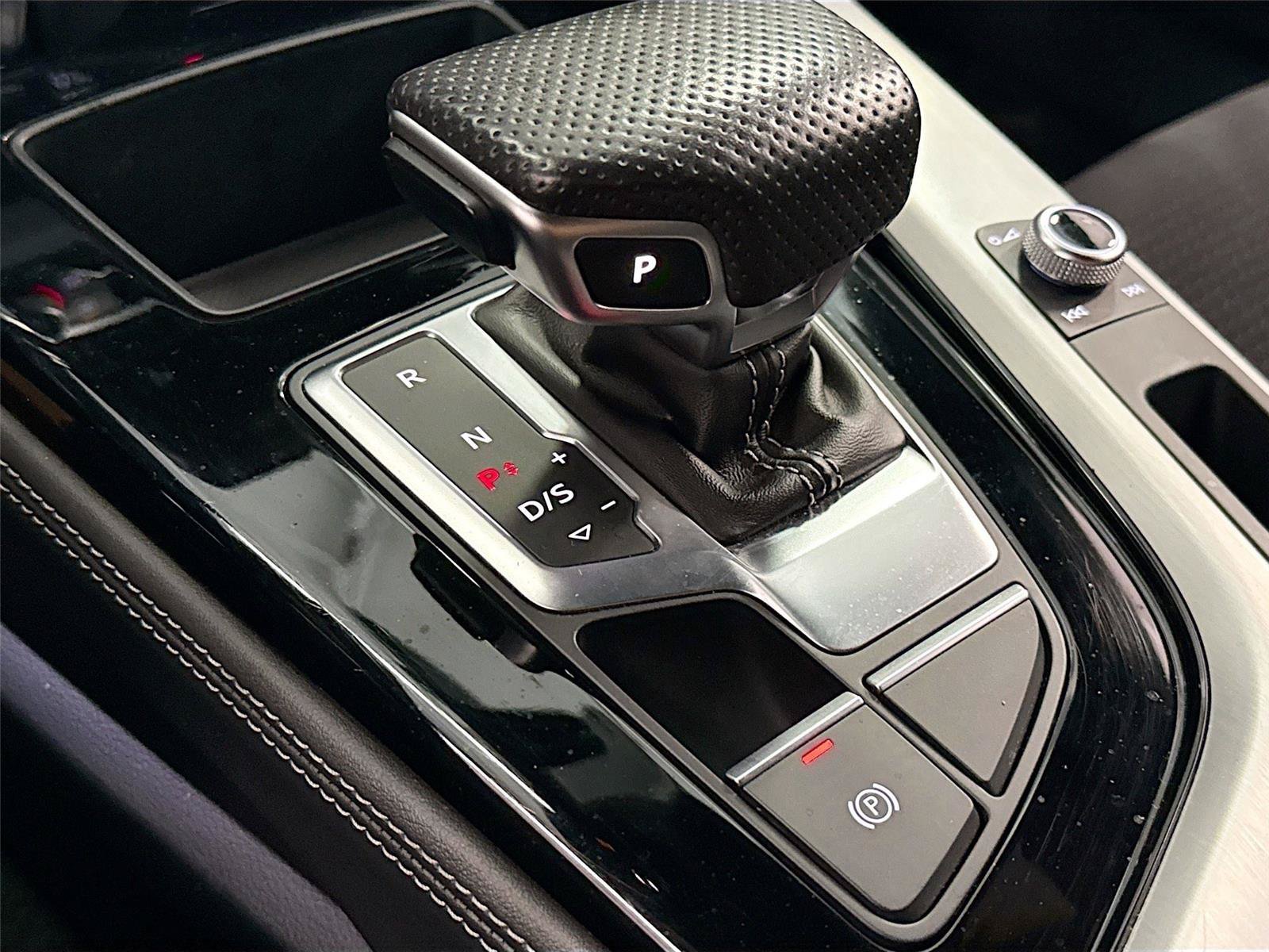 Used 2023 Audi A5 2.0T Premium Plus w/ Premium Plus AWD/4WD image 17