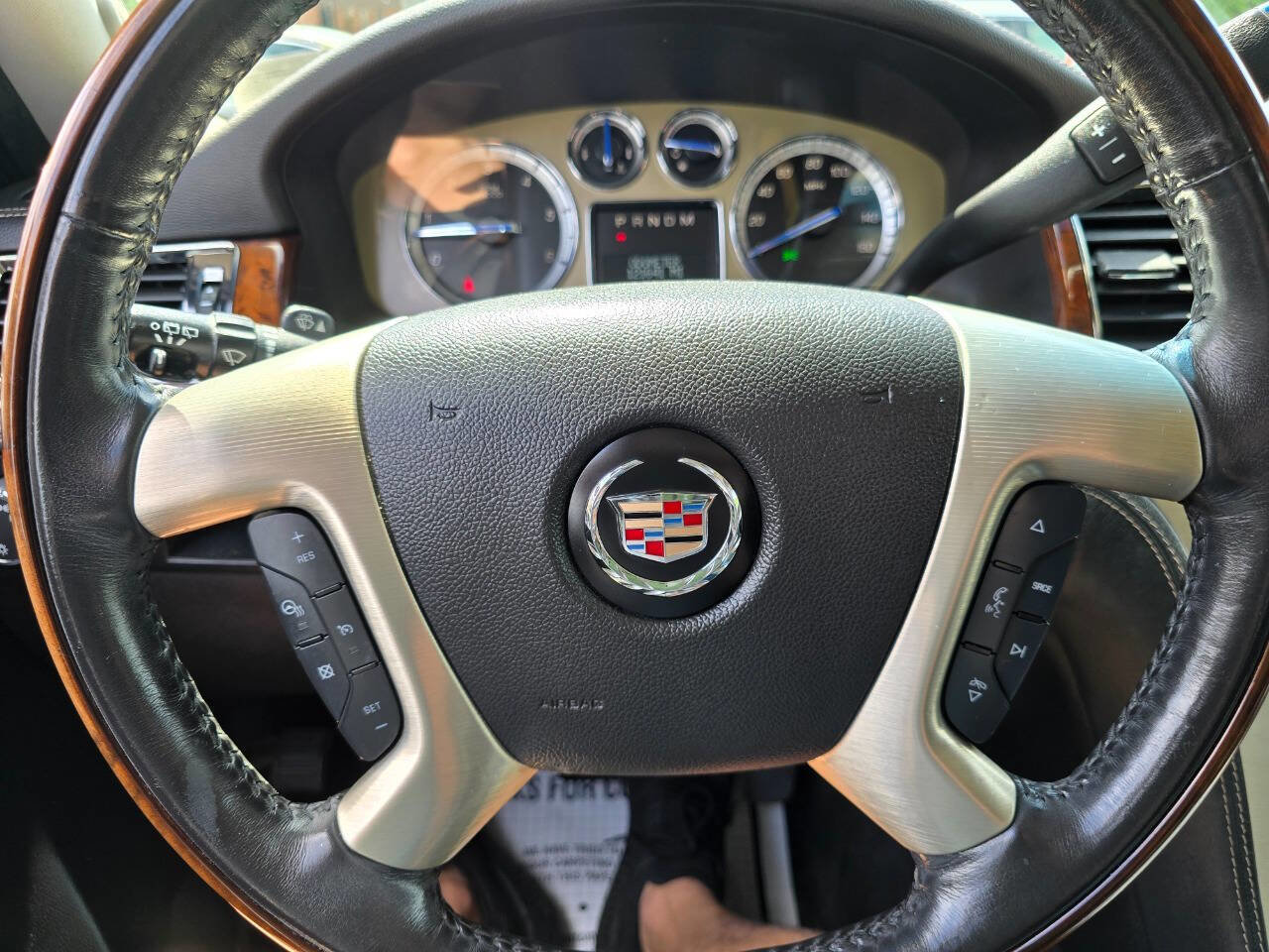 Used 2014 Cadillac Escalade Platinum image 20