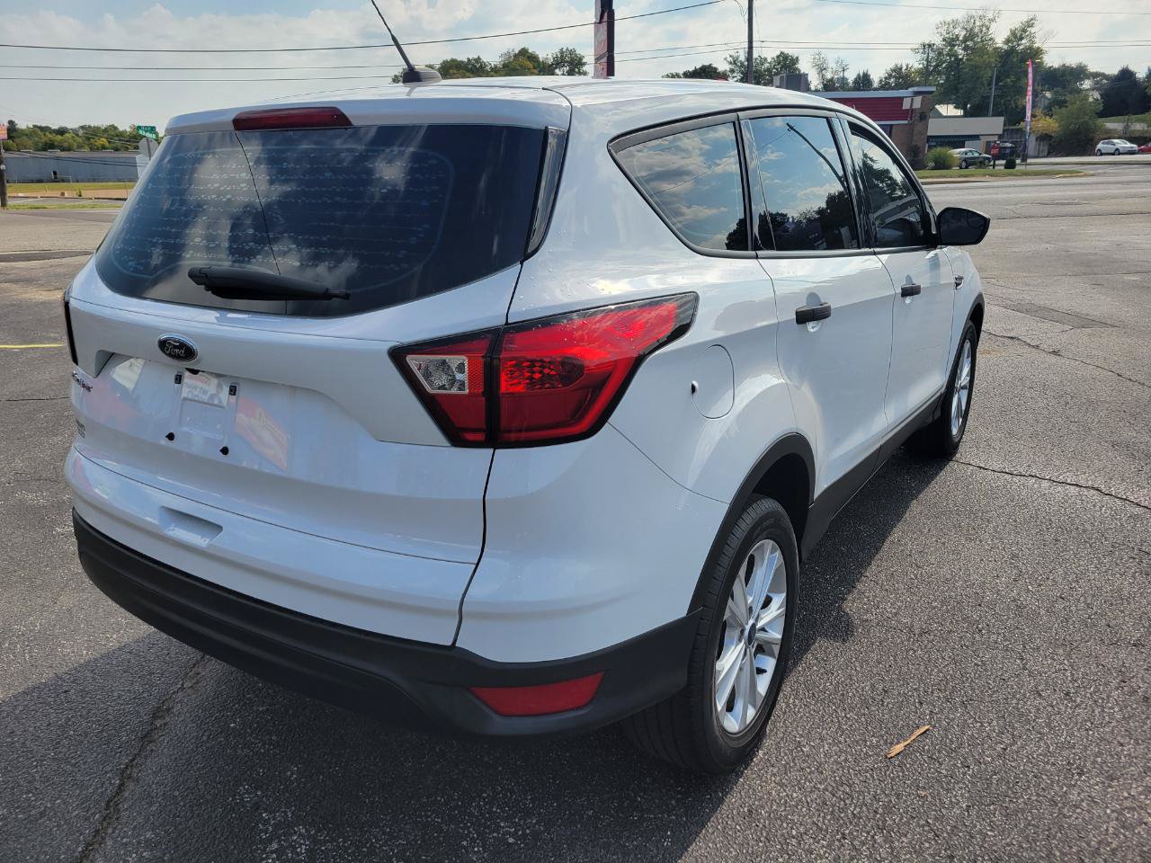 Used 2019 Ford Escape S FWD image 3