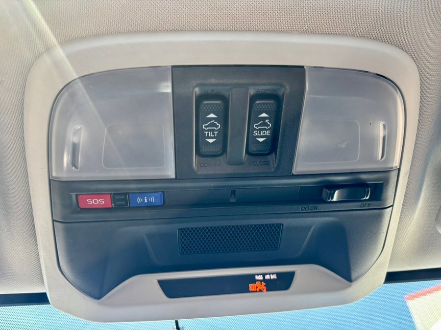 Used 2018 Subaru Crosstrek 2.0i Premium w/ Moonroof Package image 28