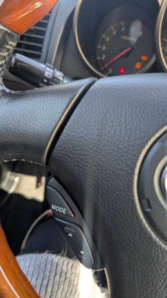 Used 2005 Lexus SC 430 Convertible image 25