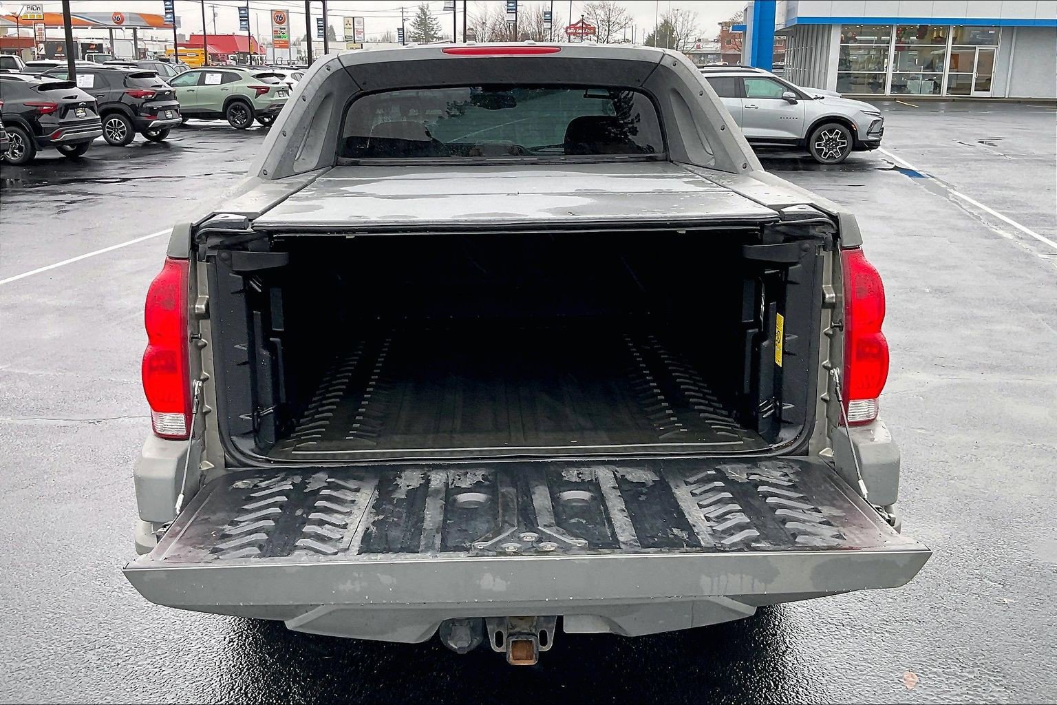 Used 2002 Chevrolet Avalanche 4x4 w/ Convenience Pkg image 26