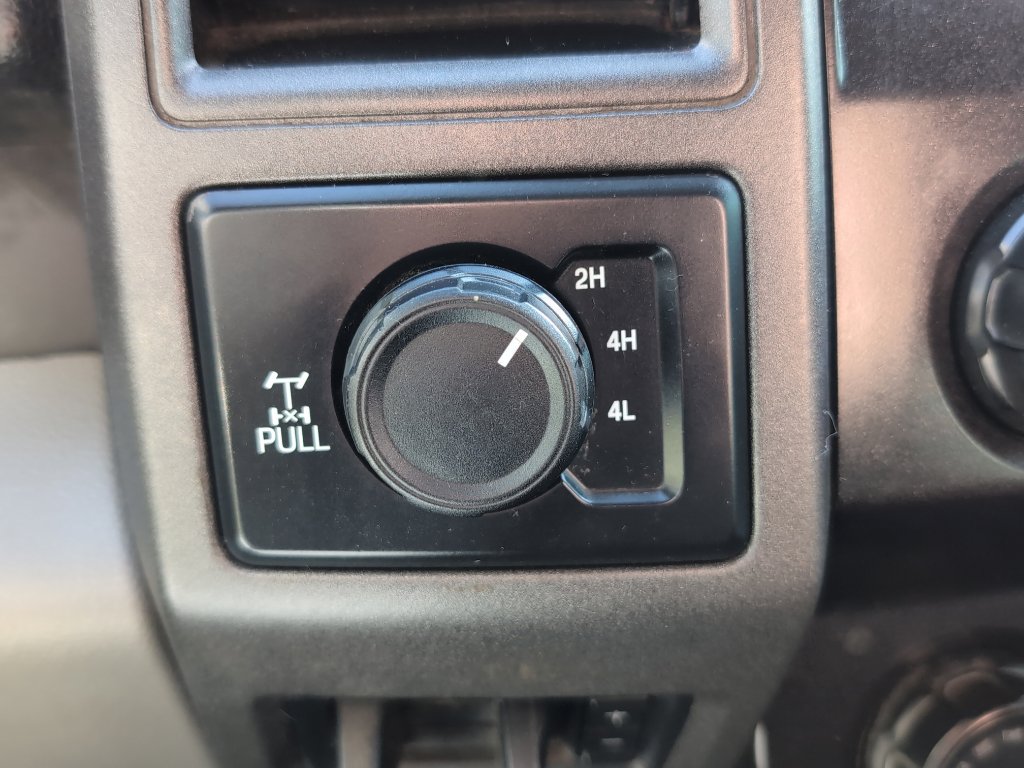 Used 2020 Ford F250 XL w/ STX Appearance Package image 18