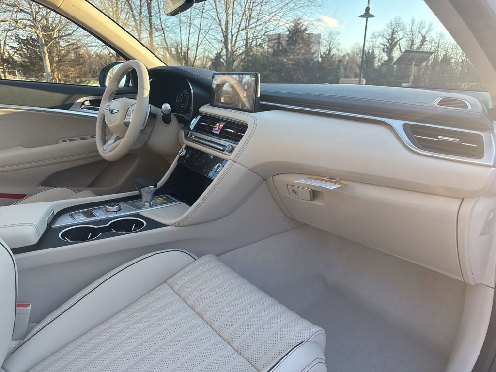 New 2026 Genesis G70 2.5T Prestige image 30