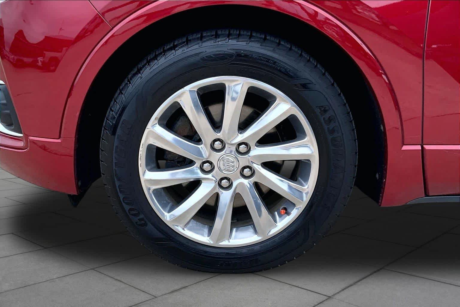 Used 2019 Buick Envision Essence FWD image 10