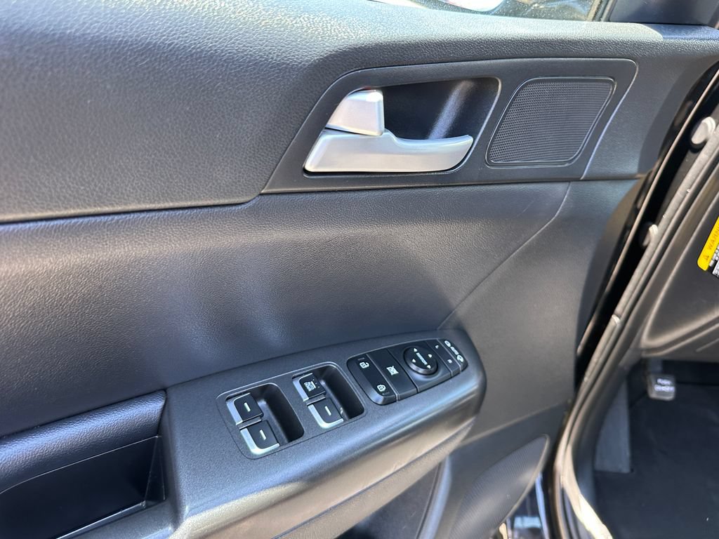 Used 2021 Kia Sportage S FWD image 21