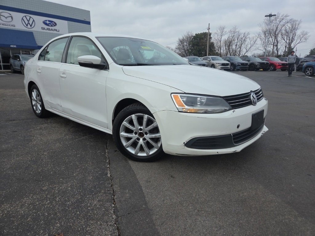 Used 2013 Volkswagen Jetta SE image 1