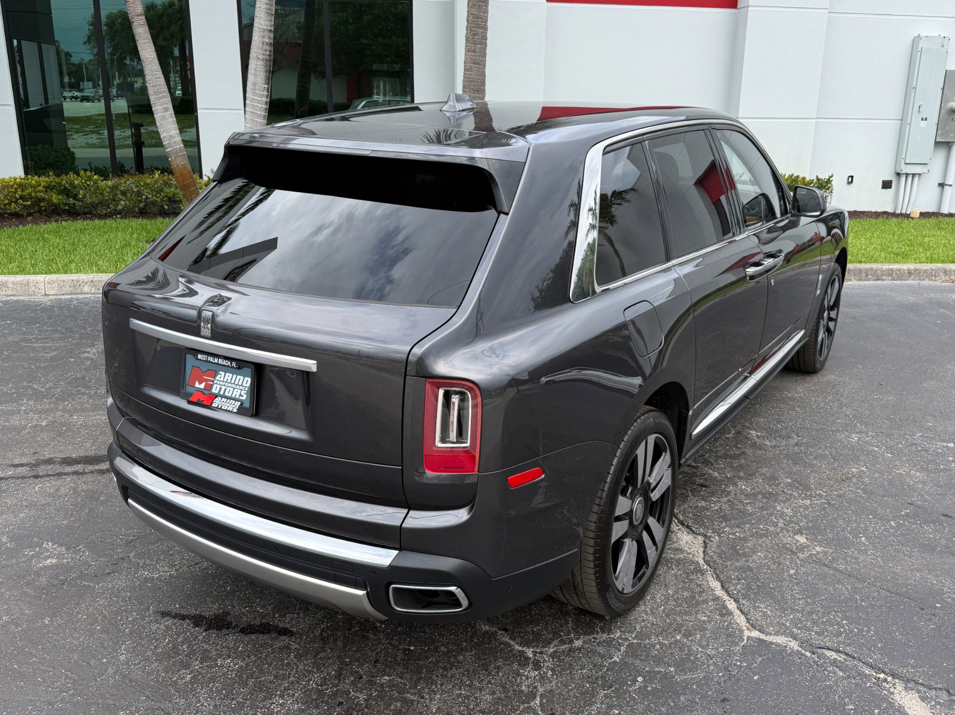Used 2022 Rolls-Royce Cullinan AWD/4WD image 20