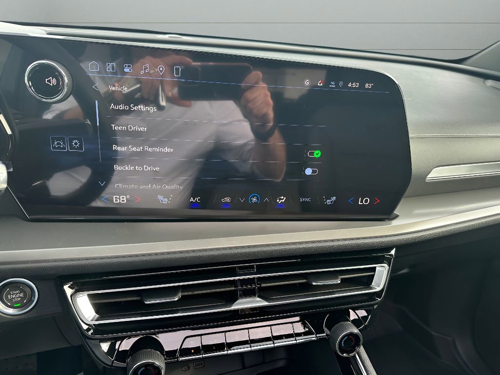 New 2026 Chevrolet Traverse LT image 23