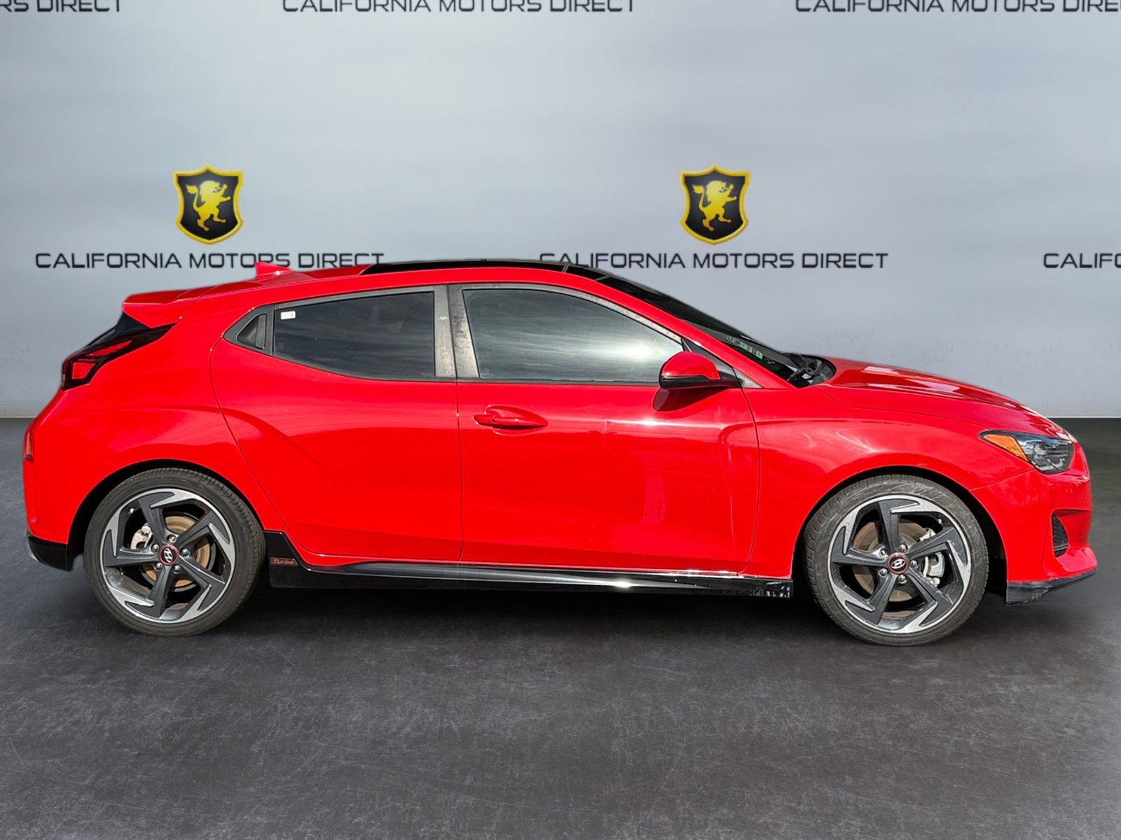 Used 2020 Hyundai Veloster Turbo image 3