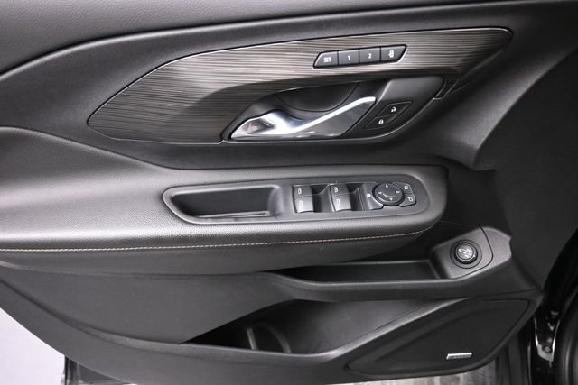 Used 2020 GMC Terrain SLT w/ Preferred Package FWD image 13
