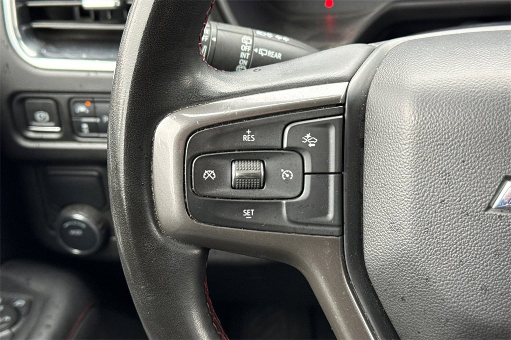 Used 2024 Chevrolet Suburban RST image 36