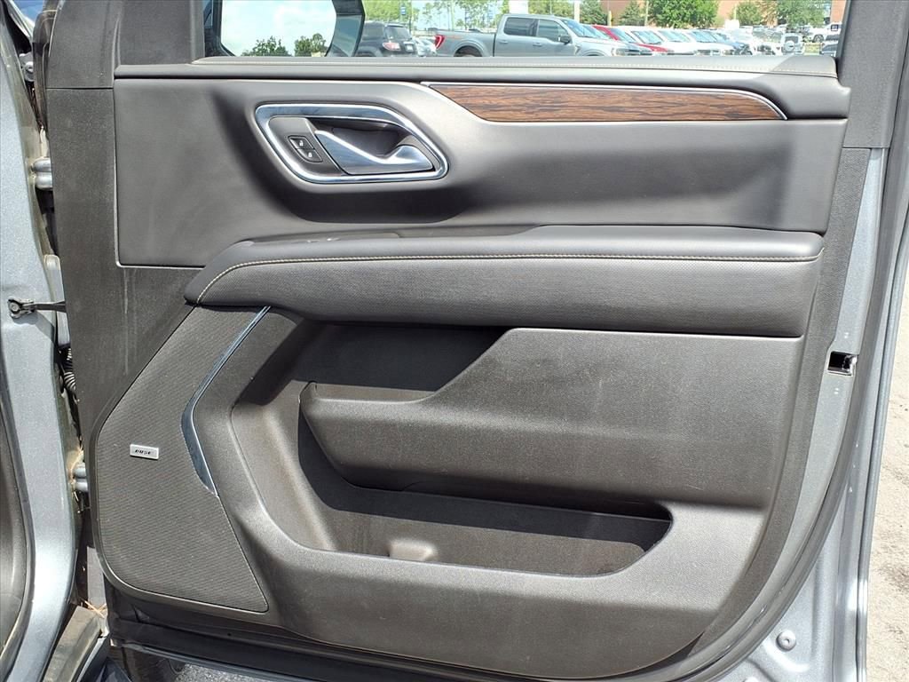Used 2022 Chevrolet Tahoe Premier AWD/4WD image 12