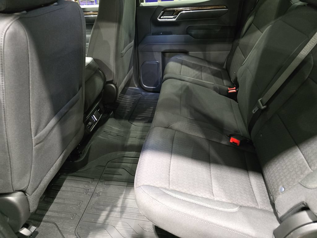 New 2026 GMC Sierra 1500 SLE AWD/4WD image 14