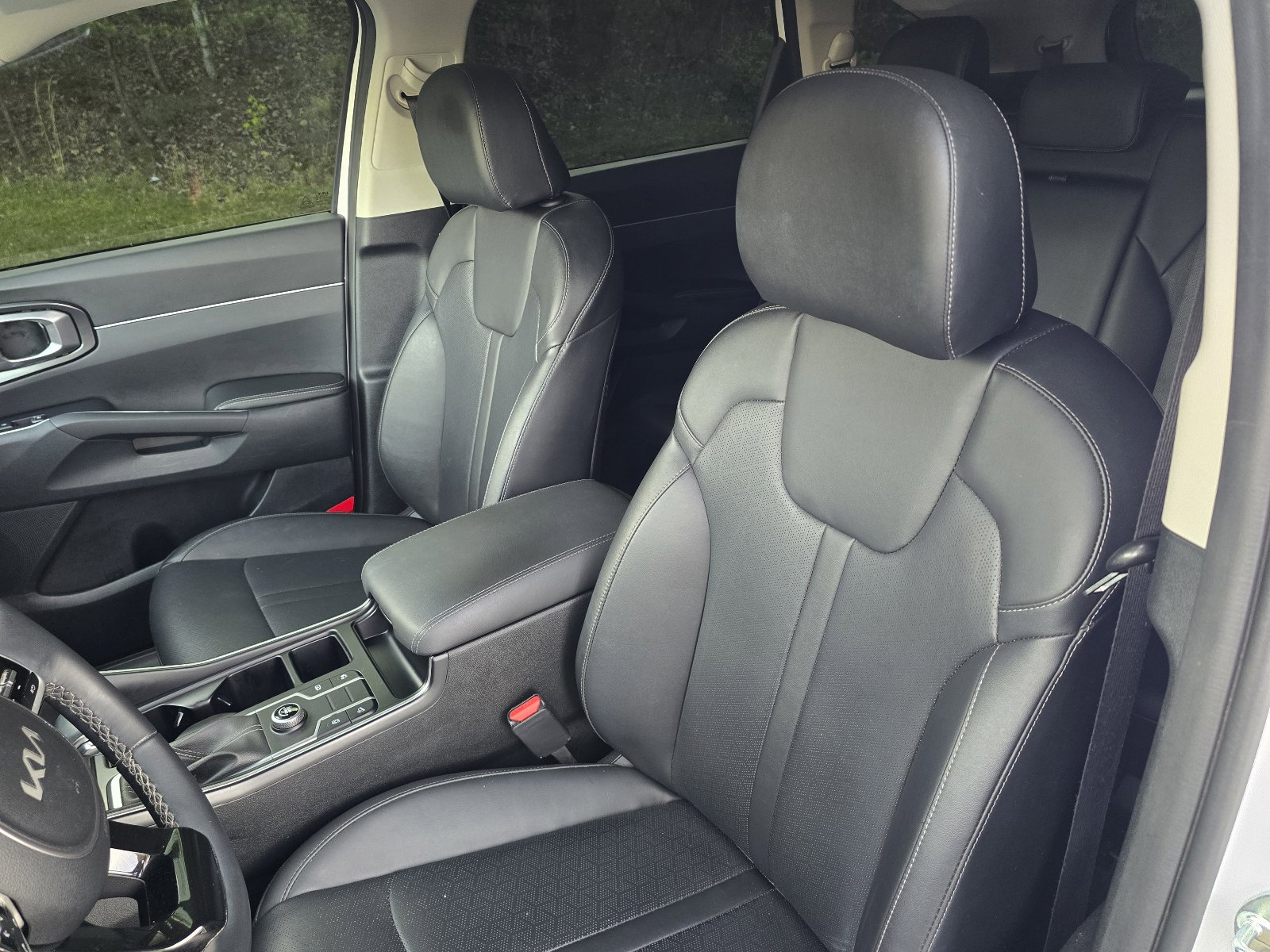 Used 2022 Kia Sorento S image 13