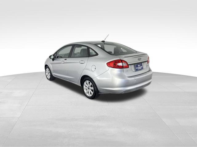 Used 2013 Ford Fiesta SE FWD image 8
