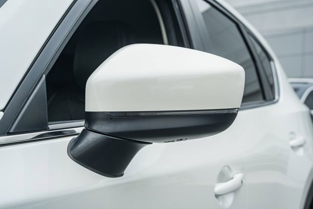 Used 2021 MAZDA CX-5 Touring FWD image 13