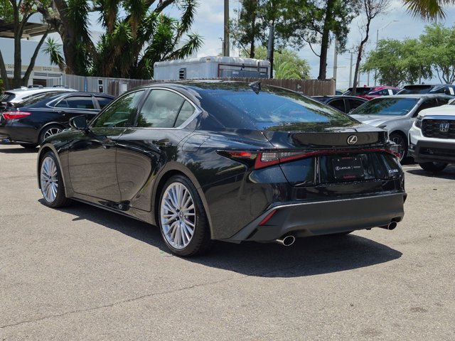 Used 2025 Lexus IS 300 w/ Premium Package RWD image 8