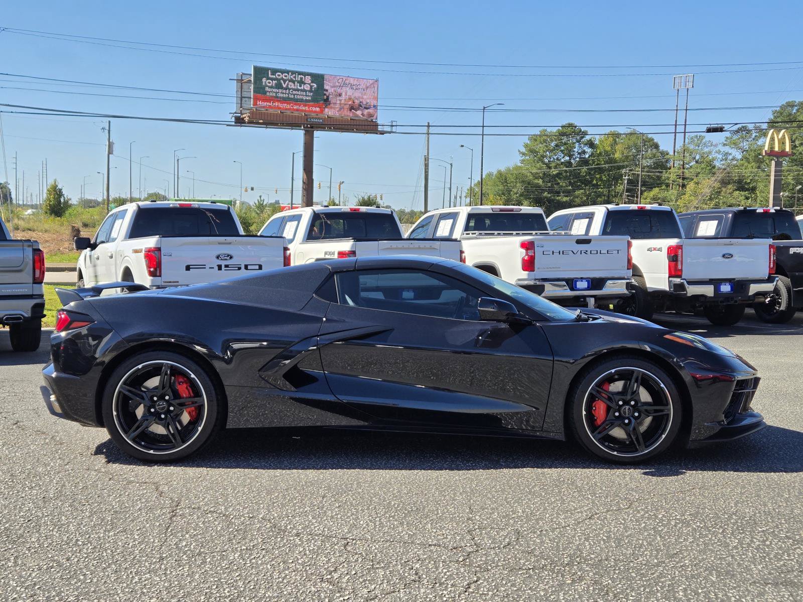 Used 2024 Chevrolet Corvette Stingray Preferred Conv w/ Z51 Performance Package RWD image 7