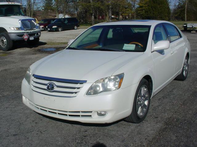 Used 2007 Toyota Avalon XL image 11